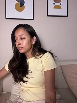 DianaHopson online show from April 11, 1:43 am