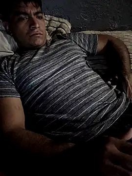 Snapshot of parker321516 chatting on April 2, 2:31 am parker321516 online show from April 2, 2:31 am