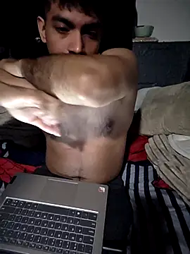 Snapshot of parker321516 chatting on April 6, 1:58 am parker321516 online show from April 6, 1:58 am