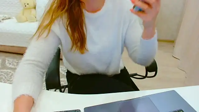 EveLove33 online show from February 13, 4:58 pm