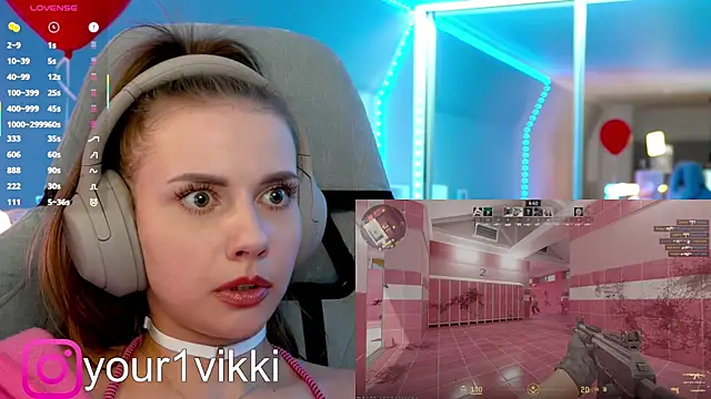 Snapshot of Vikki_Cheese chatting on March 5, 2:46 am Vikki Cheese online show from March 5, 2:46 am