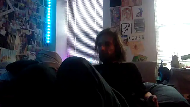 Snapshot of DownstairsSky chatting on December 20, 7:07 pm DownstairsSky online show from December 20, 7:07 pm