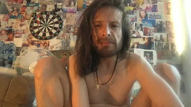 Snapshot of DownstairsSky chatting on October 19, 12:17 pm DownstairsSky online show from October 19, 12:17 pm