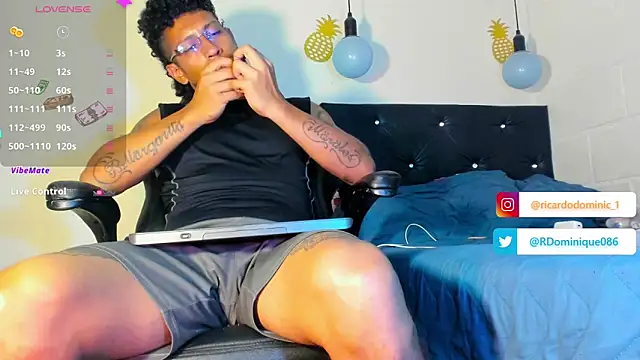 FuckHardlove online show from January 28, 2:53 am