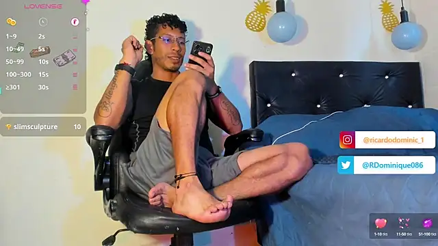 FuckHardlove online show from February 12, 10:26 pm