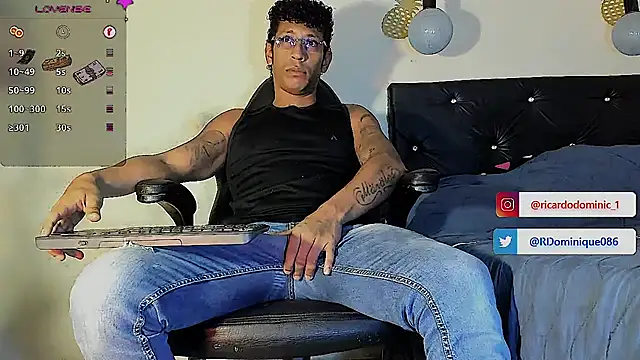 FuckHardlove online show from March 4, 8:05 pm