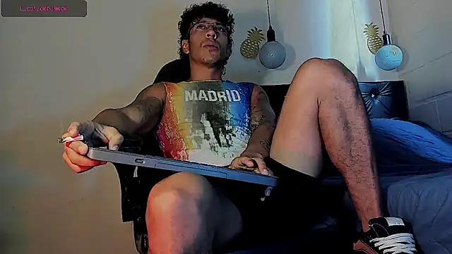 FuckHardlove online show from March 19, 4:13 pm