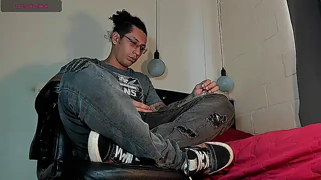 FuckHardlove online show from September 23, 6:44 pm