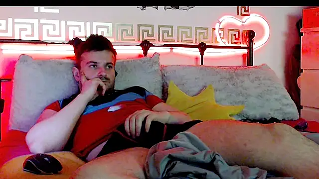 Snapshot of erotico69xxx chatting on September 15, 10:54 pm erotico69xxx online show from September 15, 10:54 pm