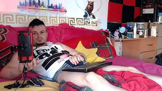 Snapshot of erotico69xxx chatting on August 1, 10:47 am erotico69xxx online show from August 1, 10:47 am