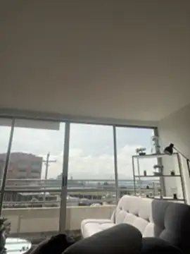 Ameellie online show from April 18, 1:48 pm