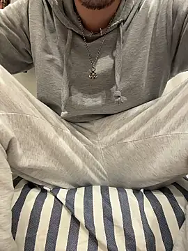 Snapshot of Shohei_erokukan chatting on March 3, 1:17 pm Shohei erokukan online show from March 3, 1:17 pm