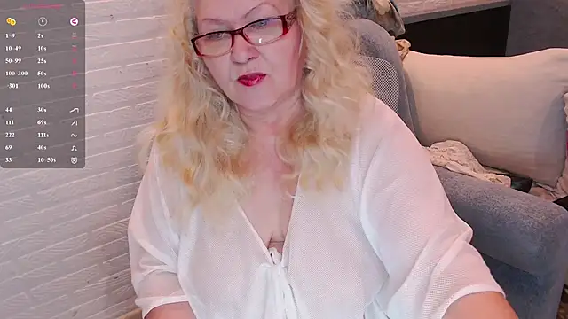 Snapshot of Marina_Yourangel chatting on July 19, 2:43 pm Marina Yourangel online show from July 19, 2:43 pm