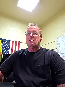 Cockrub1 online show from October 27, 4:00 pm