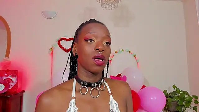 Snapshot of Coco_Kiss chatting on February 11, 1:10 am Coco Kiss online show from February 11, 1:10 am