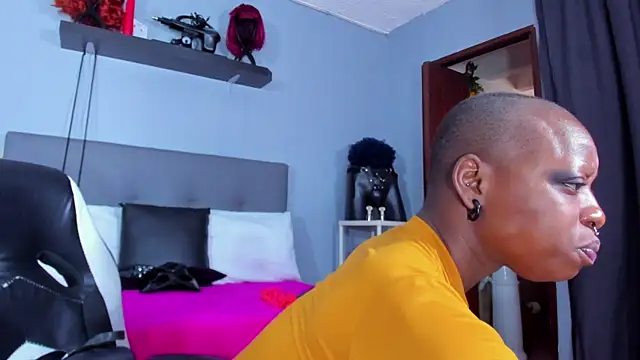 Coco Kiss online show from April 15, 7:21 pm