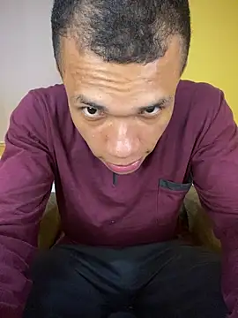 MoiseXxx 777 online show from October 18, 6:48 am