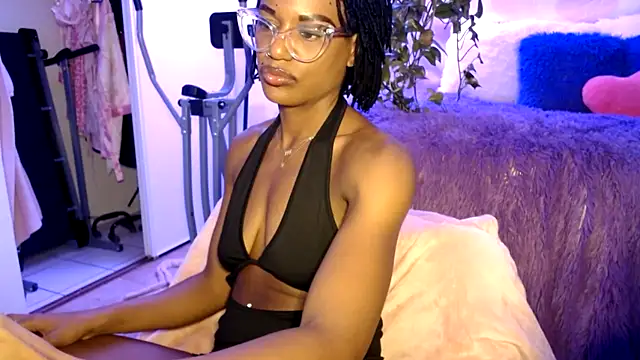 Snapshot of CocoSage chatting on July 7, 7:23 am CocoSage online show from July 7, 7:23 am