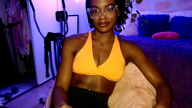 Snapshot of CocoSage chatting on July 17, 11:20 pm CocoSage online show from July 17, 11:20 pm