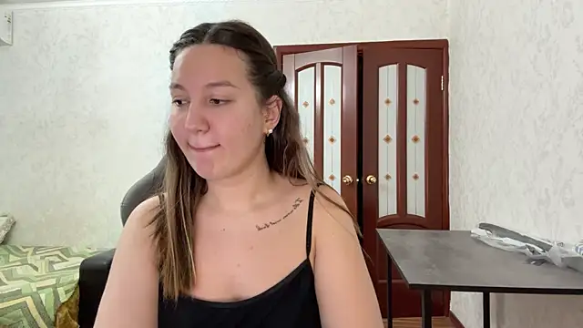 Nelly Fischer online show from May 30, 11:07 am