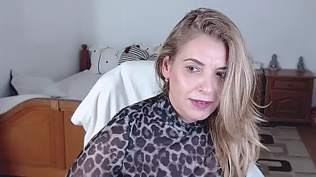 evamaria2024 online show from March 4, 2:10 pm