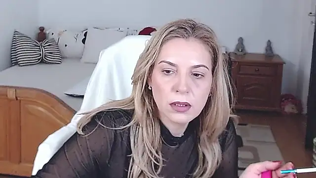 evamaria2024 online show from March 17, 7:35 am