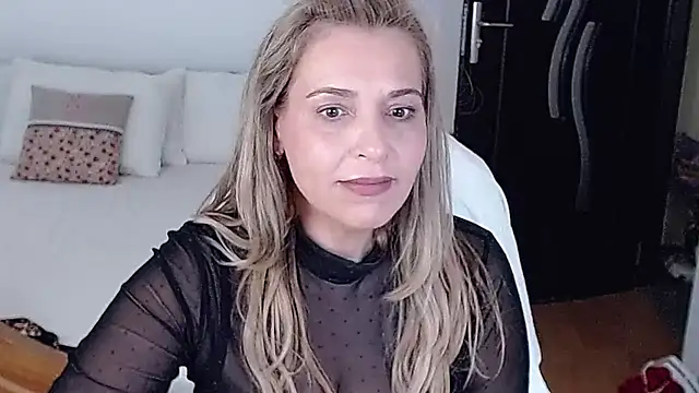 evamaria2024 online show from July 13, 9:34 am