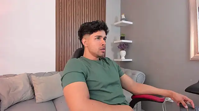 liam collins21 online show from March 3, 11:55 am