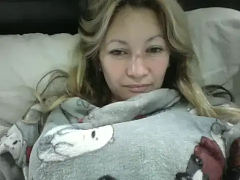 Snapshot of Paulita_x3 chatting on September 11, 11:54 am Paulita x3 online show from September 11, 11:54 am