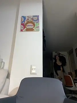 Snapshot of ananya_sex1 chatting on February 19, 6:31 am ananya sex1 online show from February 19, 6:31 am