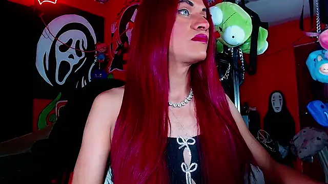 Snapshot of HugeDanex chatting on June 18, 8:46 pm HugeDanex online show from June 18, 8:46 pm