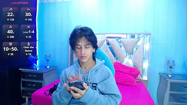 alex 477 online show from April 9, 11:59 am