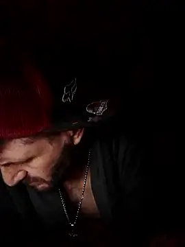 Snapshot of Nawtyslaveteen chatting on January 13, 1:11 am Nawtyslaveteen online show from January 13, 1:11 am