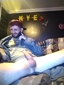 Nawtyslaveteen online show from March 8, 11:19 pm