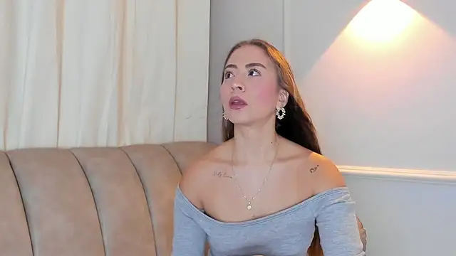 Lia walton online show from February 12, 11:51 am