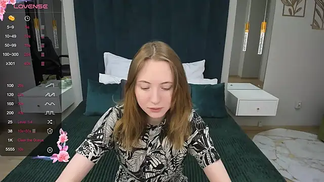 Cowell Adelina online show from January 25, 2:47 pm