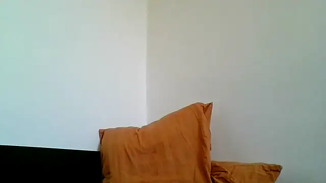 roseblak42 online show from March 1, 3:25 pm