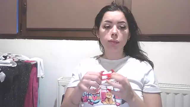 LovelyJulliette online show from February 14, 3:42 pm