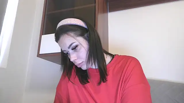 LovelyJulliette online show from February 25, 11:31 am