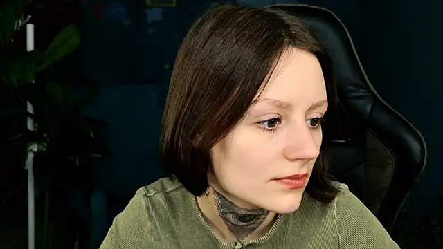 Snapshot of VeliraBraitberg chatting on March 13, 8:15 am VeliraBraitberg online show from March 13, 8:15 am