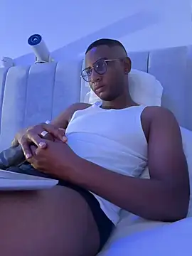 Arwens bell08 online show from January 12, 4:31 am