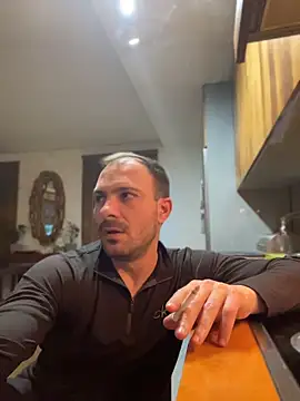 Adventurehotman online show from April 8, 9:48 pm