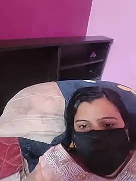 Snapshot of RESHMA_21 chatting on June 18, 10:14 pm RESHMA 21 online show from June 18, 10:14 pm