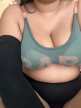 Snapshot of OnlyPragya chatting on September 25, 6:00 pm OnlyPragya online show from September 25, 6:00 pm