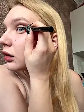 AmmyHot online show from October 31, 4:13 am