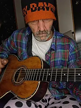 Hotbodyscottie online show from February 2, 9:30 am