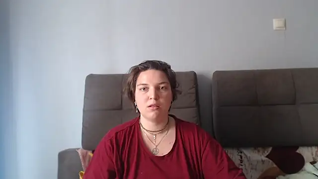 Amelia Kiss  online show from June 23, 1:03 am