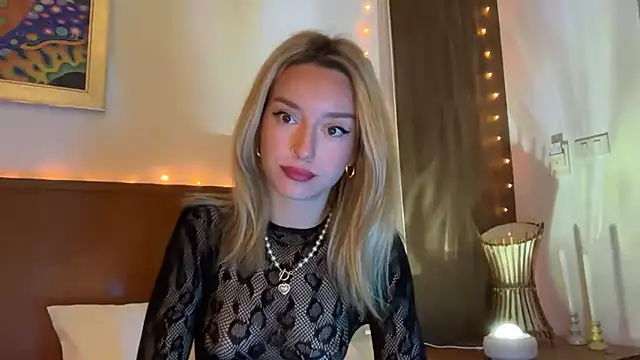 SirenaBelle online show from November 16, 12:16 am