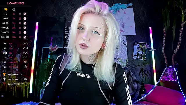 little grinch666 online show from March 4, 10:27 pm