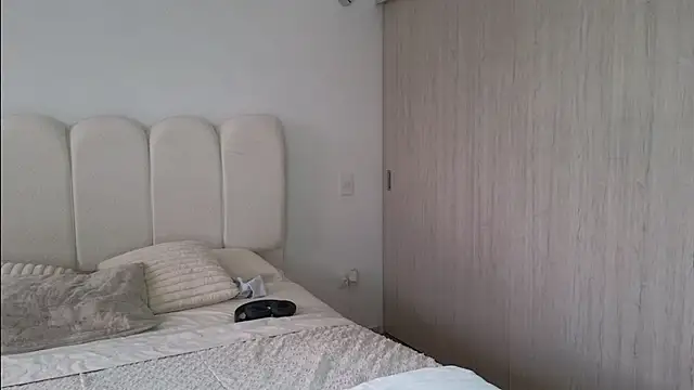 Snapshot of Celeste_Tailor_ chatting on June 16, 8:22 pm Celeste Tailor online show from June 16, 8:22 pm